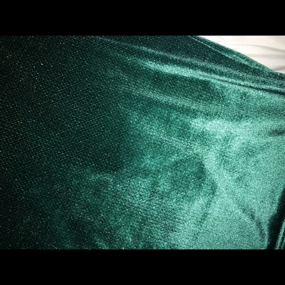 GREEN SPARKLY MINI DRESS OFF THE SHOULDER - Picture 4 of 6